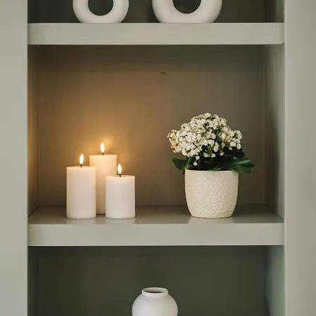 La Demeure De La Cite By Jean Bacou *