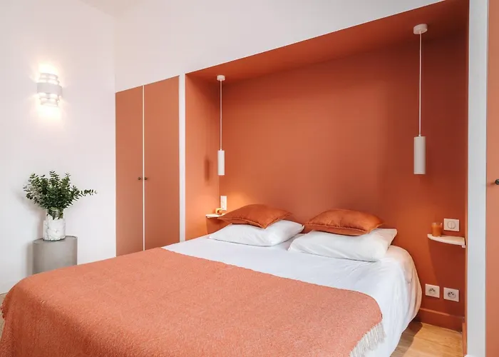 La Demeure De La Cite By Jean Bacou Каркассон