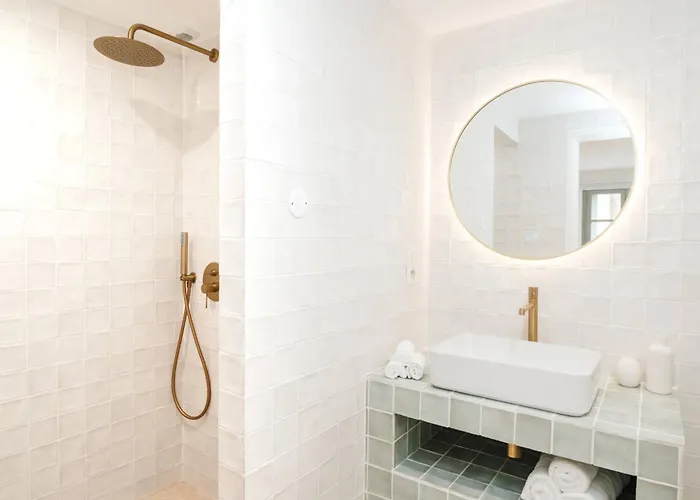 La Demeure De La Cite By Jean Bacou * Carcassonne