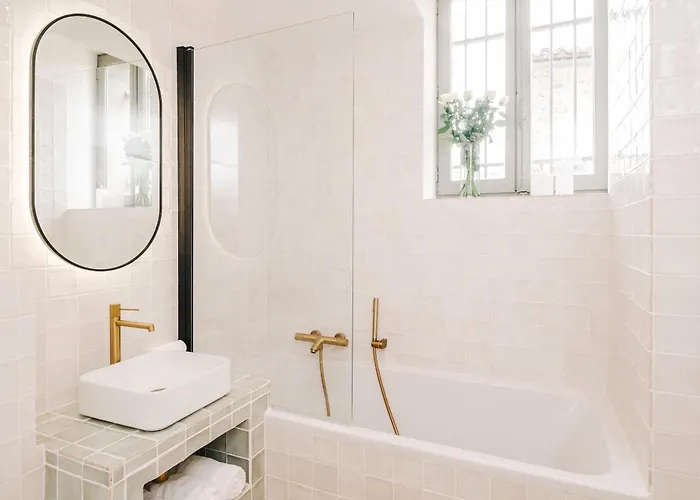 Гостевой дом La Demeure De La Cite By Jean Bacou