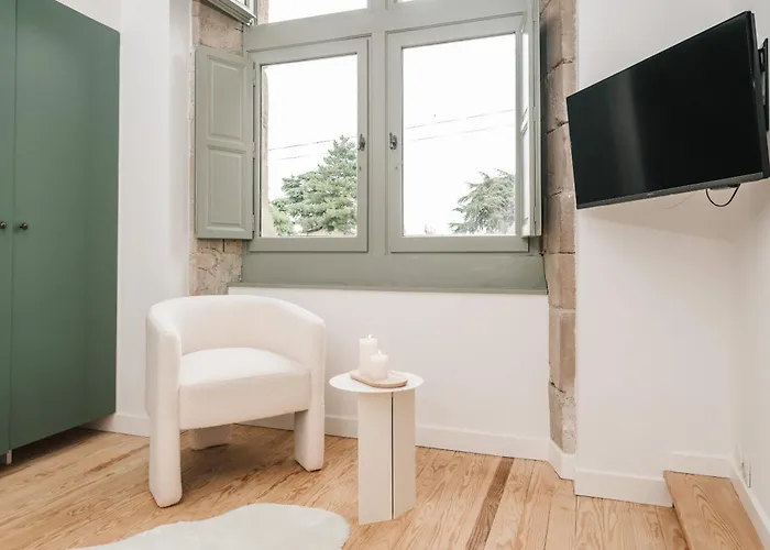 La Demeure De La Cite By Jean Bacou * Каркассон